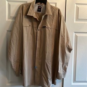 Mens big and tall wrangler performance button down